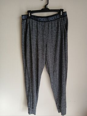 Under Armour Jogger Size Large